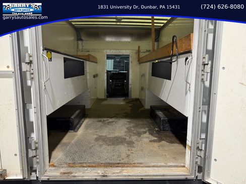 Used 2013 Ford E-350 and Econoline 350 Super Duty w/ PWR Locks & Windows Group image 23