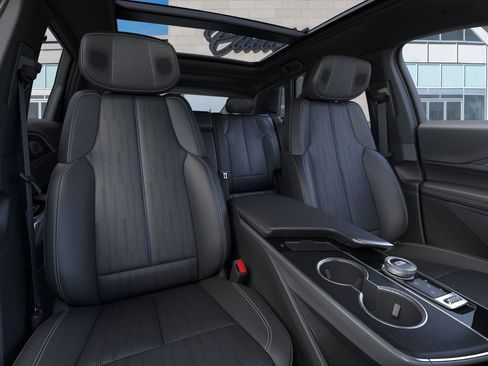 New 2025 Cadillac Lyriq Sport image 16