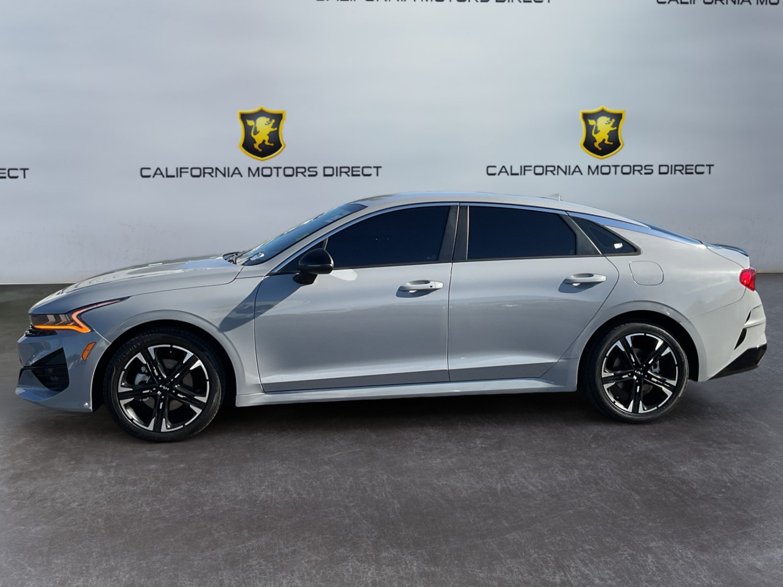 Used 2024 Kia K5 GT-Line w/ GT-Line Premium Package FWD image 8