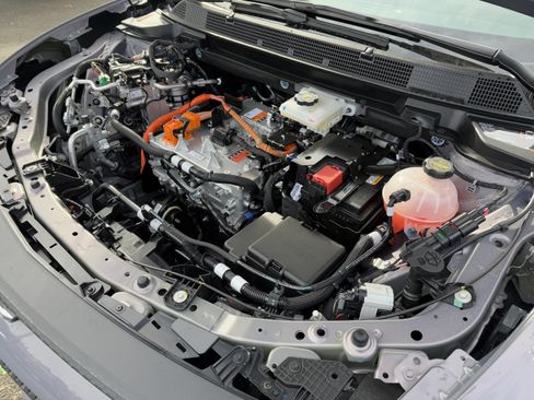 New 2026 Chevrolet Equinox EV LT image 37