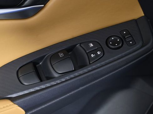 Certified 2025 Nissan Sentra SV w/ SV Premium Package FWD image 24