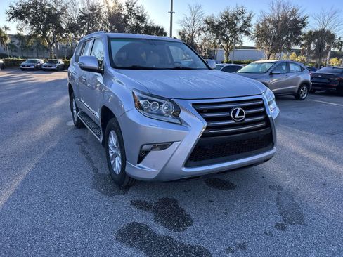 Used 2015 Lexus GX 460 w/ Premium Package image 8