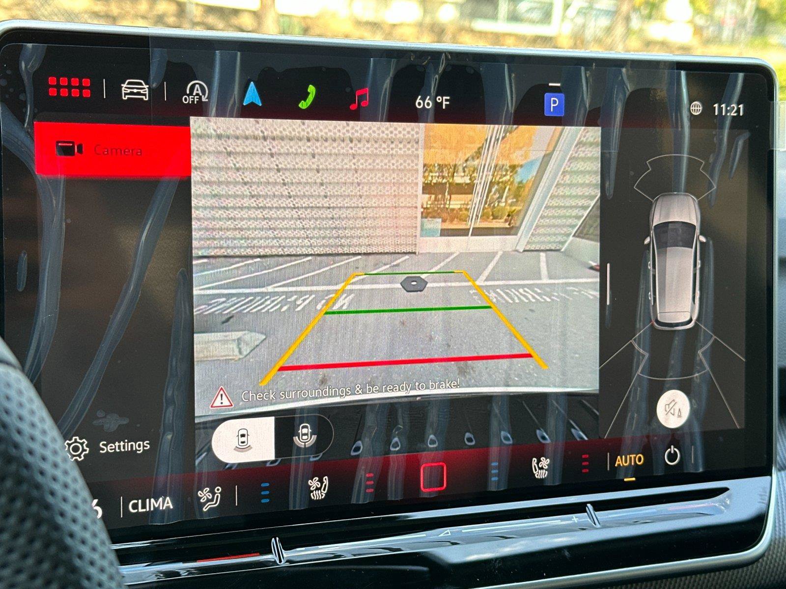 New 2026 Volkswagen GTI SE FWD image 19