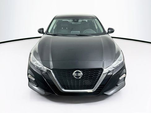 Used 2022 Nissan Altima 2.5 SV FWD image 2