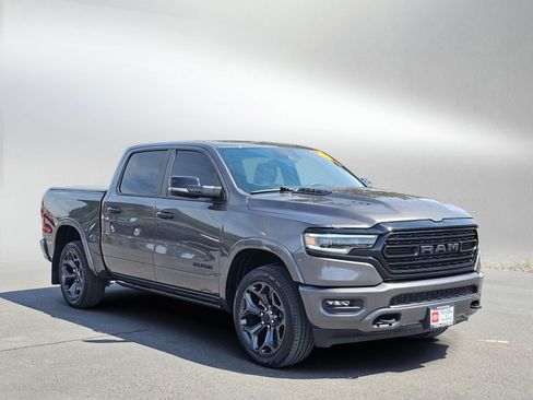 Used 2024 RAM 1500 Limited w/ Night Edition AWD/4WD image 7