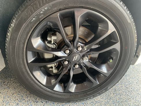 Used 2023 Dodge Durango R/T w/ Blacktop Package RWD image 35