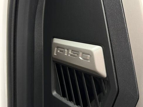 Used 2016 Ford F150 Lariat w/ Equipment Group 501A Mid RWD image 21