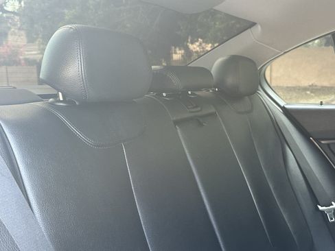 Used 2013 BMW 328i Sedan RWD image 17