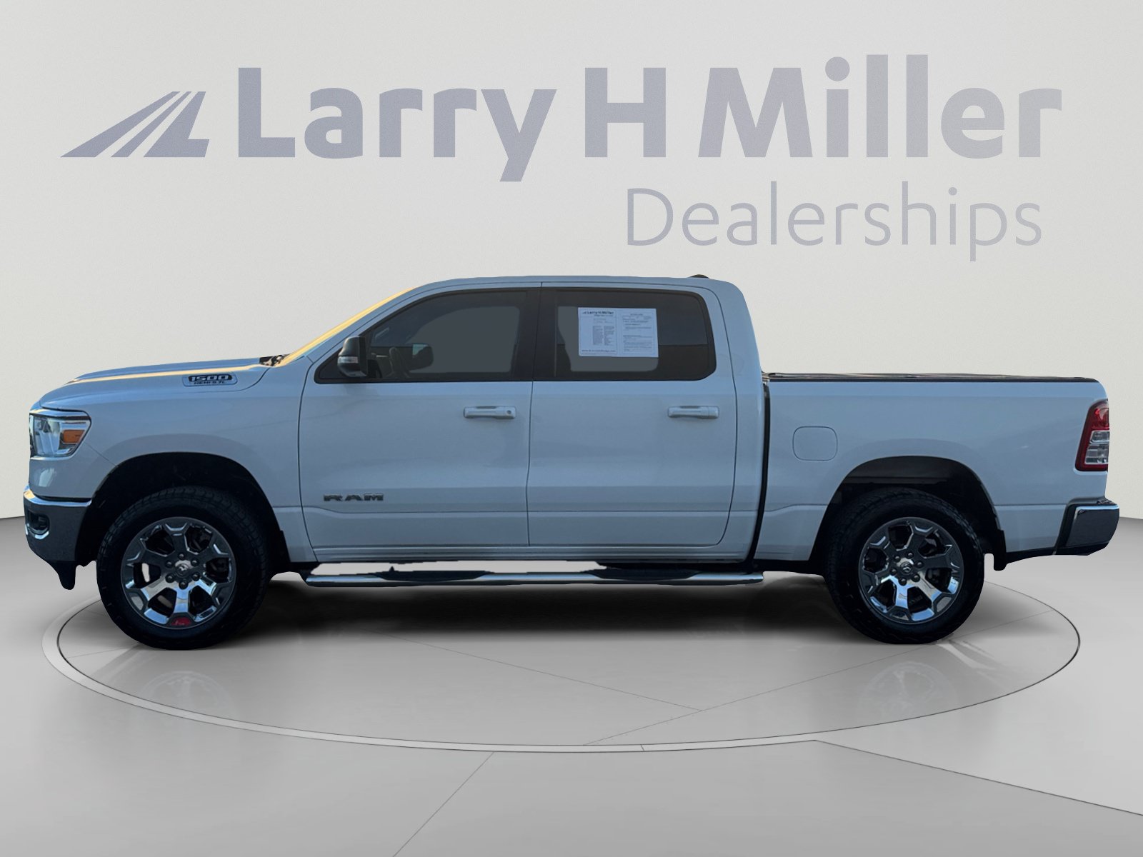 Used 2021 RAM 1500 Big Horn AWD/4WD image 2
