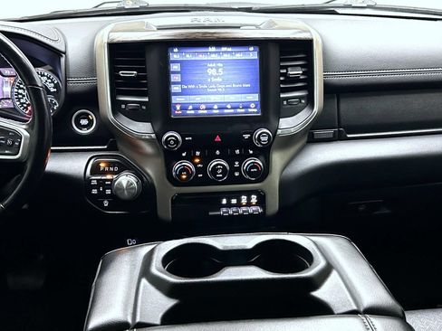 Used 2020 RAM 1500 Laramie AWD/4WD image 13