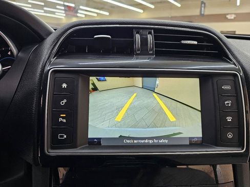 Used 2018 Jaguar F-PACE Prestige AWD/4WD image 33