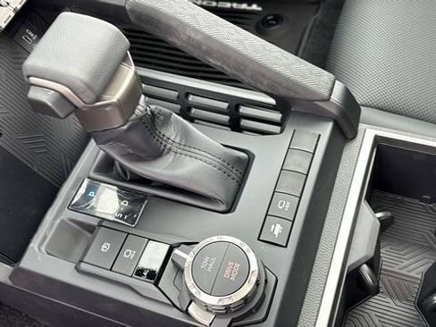 New 2025 Toyota Tacoma Limited AWD/4WD image 25