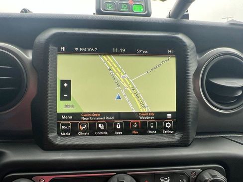 Used 2023 Jeep Gladiator Willys image 21