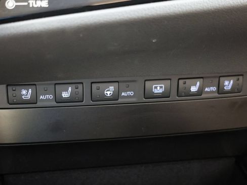 Used 2024 Lexus ES 300h Ultra Luxury w/ Accessory Package (Z2) FWD image 9