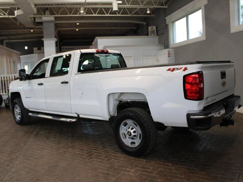 Used 2018 Chevrolet Silverado 2500 W/T w/ Snow Plow Prep Package AWD/4WD image 5