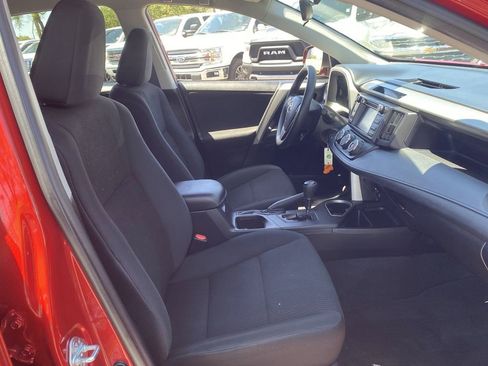 Used 2017 Toyota RAV4 LE w/ Carpet Mat Package AWD/4WD image 11