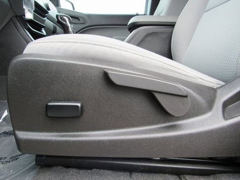 Used 2022 GMC Canyon Elevation Standard w/ Convenience Package image 11