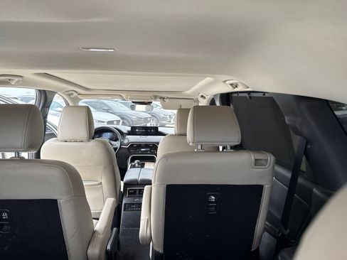 Used 2024 MAZDA CX-90 Plug-In Hybrid w/ Premium Pkg AWD/4WD image 15