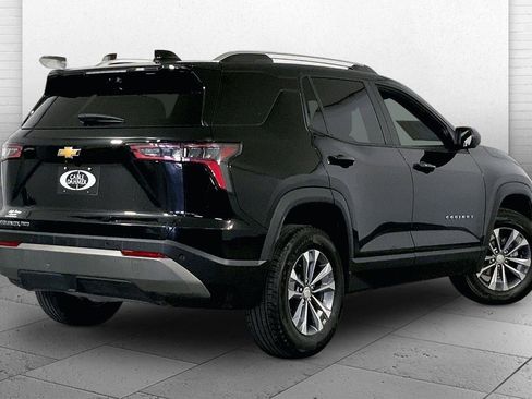 Used 2025 Chevrolet Equinox LT w/ Convenience Package II image 13