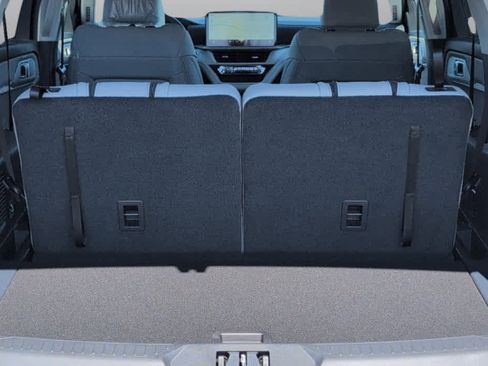 New 2026 Ford Explorer Active RWD image 11