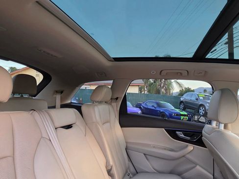 Used 2018 Audi Q7 3.0T Prestige w/ Prestige Package image 27