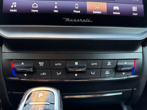 Used 2022 Maserati Ghibli Modena Q4 image 34