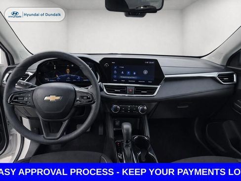 Used 2024 Chevrolet TrailBlazer LS FWD image 11