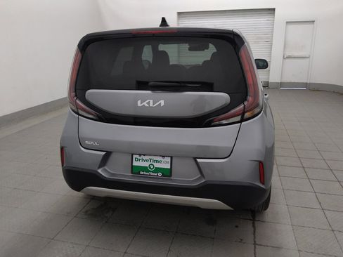Used 2023 Kia Soul LX w/ Option Group 015 FWD image 7