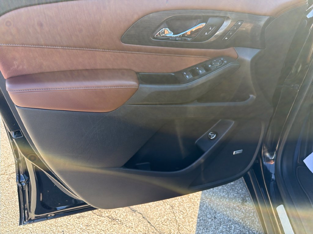 Certified 2018 Chevrolet Traverse High Country AWD/4WD image 12