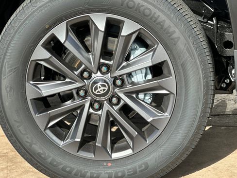 New 2026 Toyota Land Cruiser image 34