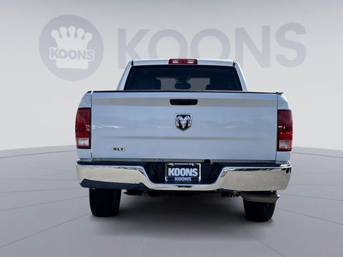 Used 2022 RAM 1500 Classic SLT image 5