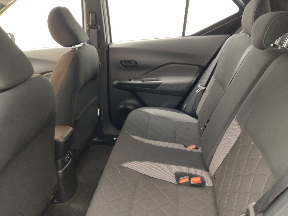 Used 2020 Nissan Kicks S FWD image 18