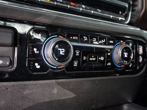 Used 2024 Chevrolet Silverado 2500 High Country w/ High Country Premium Package image 24