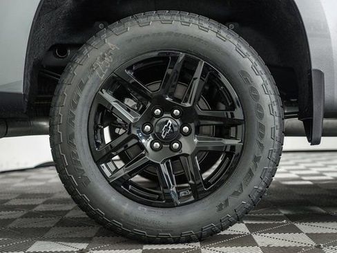New 2026 Chevrolet Silverado 1500 Custom w/ Turbomax Blackout Package image 20