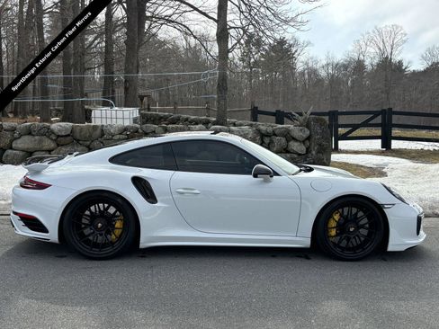 Used 2017 Porsche 911 Turbo S image 2