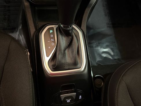 Used 2018 Jeep Renegade Altitude image 16