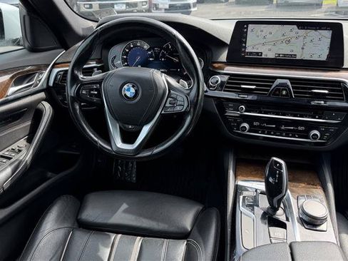 Used 2018 BMW 540i xDrive w/ Premium Package AWD/4WD image 18