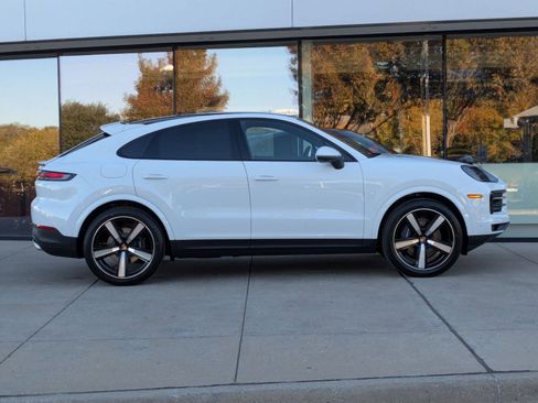 New 2026 Porsche Cayenne Coupe image 8