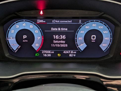 Used 2022 Audi Q3 2.0T Premium w/ Convenience Package image 15