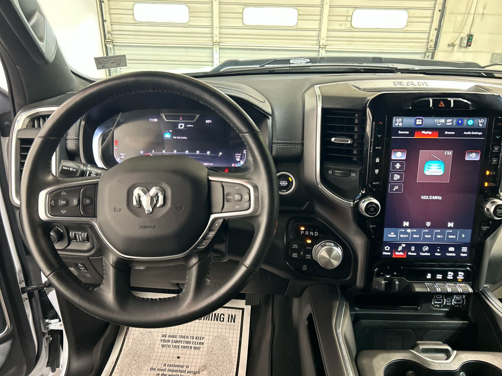 Used 2023 RAM 1500 Laramie AWD/4WD image 8