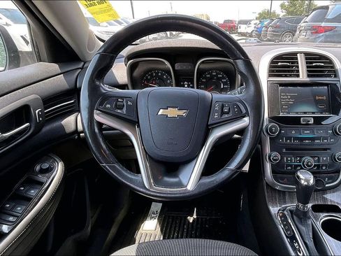 Used 2015 Chevrolet Malibu LT FWD image 7