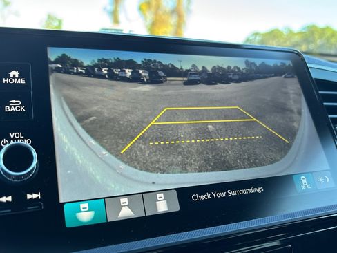 Certified 2025 Honda Ridgeline Sport image 5