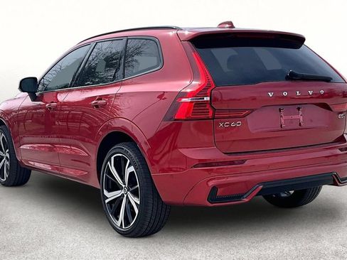 Used 2024 Volvo XC60 B5 Ultimate AWD/4WD image 15