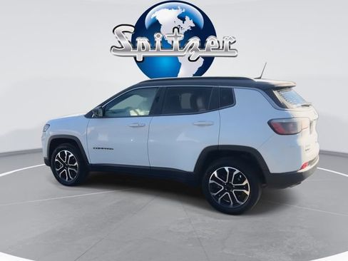 Used 2023 Jeep Compass Limited image 7