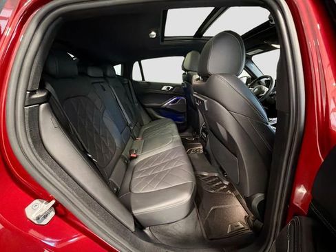 Used 2023 BMW X6 xDrive40i w/ M Sport Package image 23