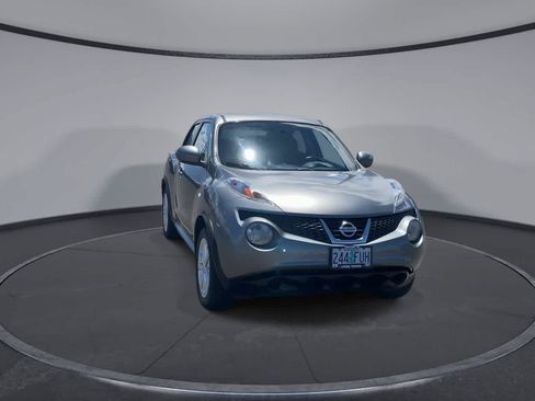 Used 2011 Nissan Juke SV AWD/4WD image 4