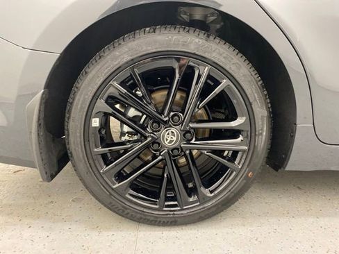 Used 2025 Toyota Camry SE image 7