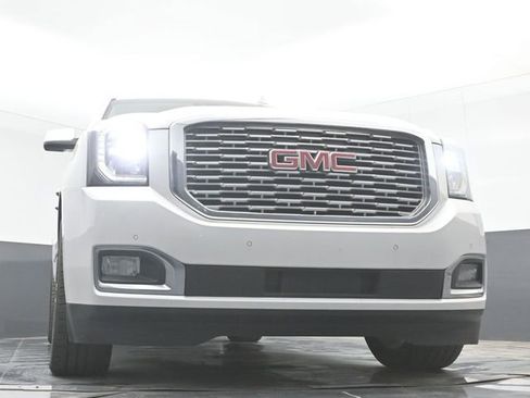 Used 2019 GMC Yukon XL Denali w/ Denali Ultimate Package image 48