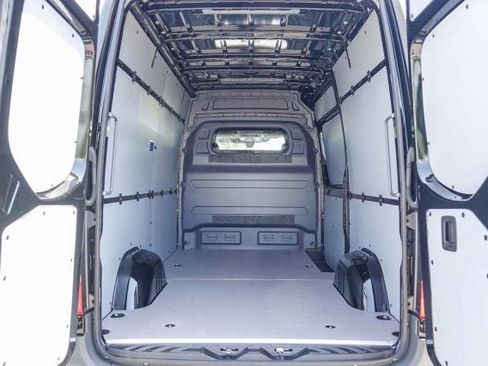 New 2025 Mercedes-Benz Sprinter 2500 image 26