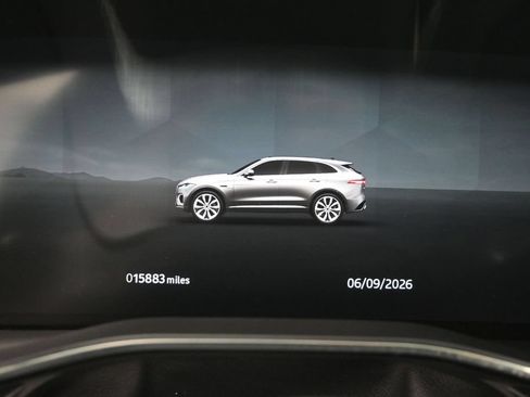 Certified 2024 Jaguar F-PACE R-Dynamic S AWD/4WD image 25